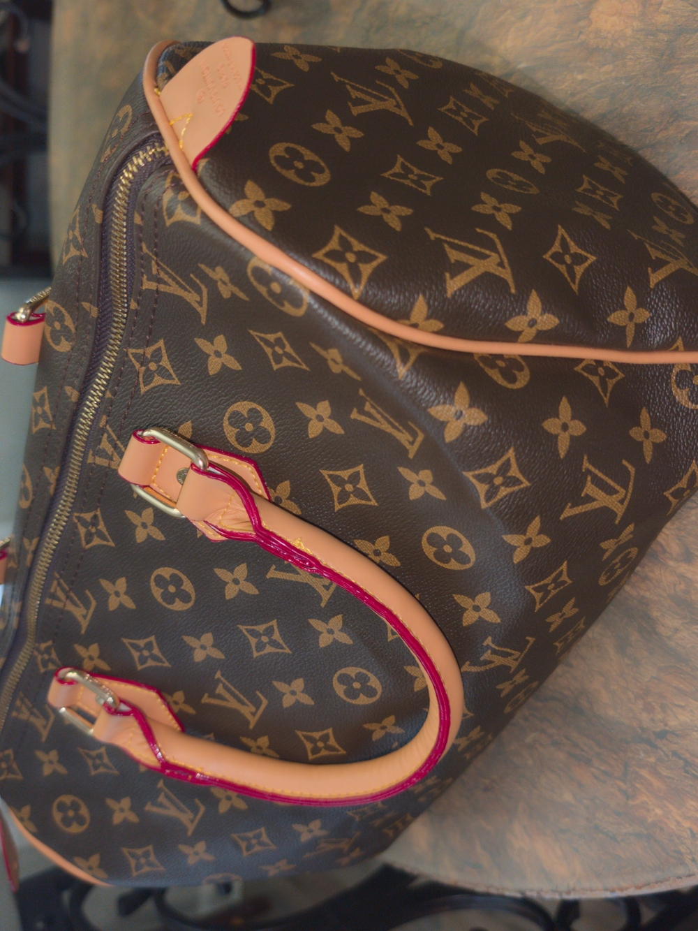 Authentic Louis Vuitton Speedy 35 Monogram Bag Excellent Cond.